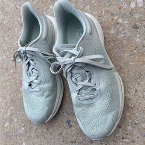 Lululemon Athletica mint green chargefeel 2